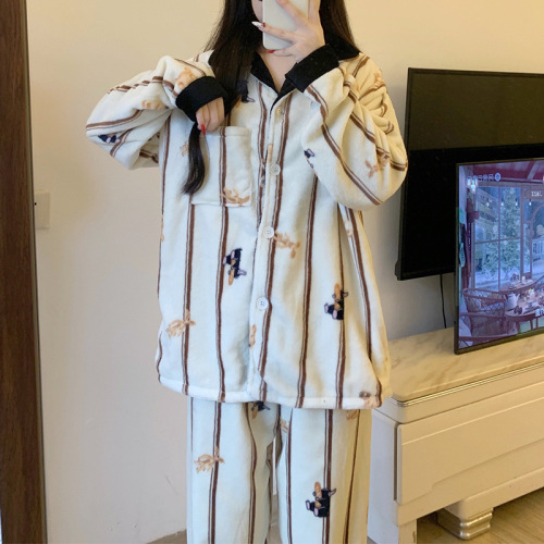 Pajamas for women in autumn and winter coral velvet loose large size thickened cartoon ladies cardigan lapel home wear set