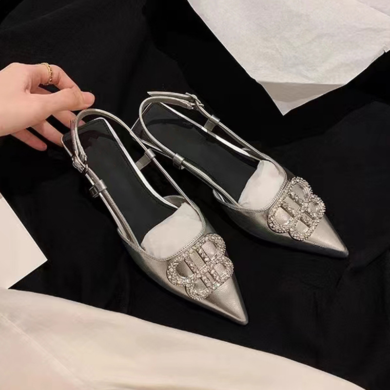 Madre de uva ~ temperamento de diamante de punta de plata, sandalias de taco grueso para mujeres, hebilla de taladro trasera vacía con hebilla de palabra de viaje