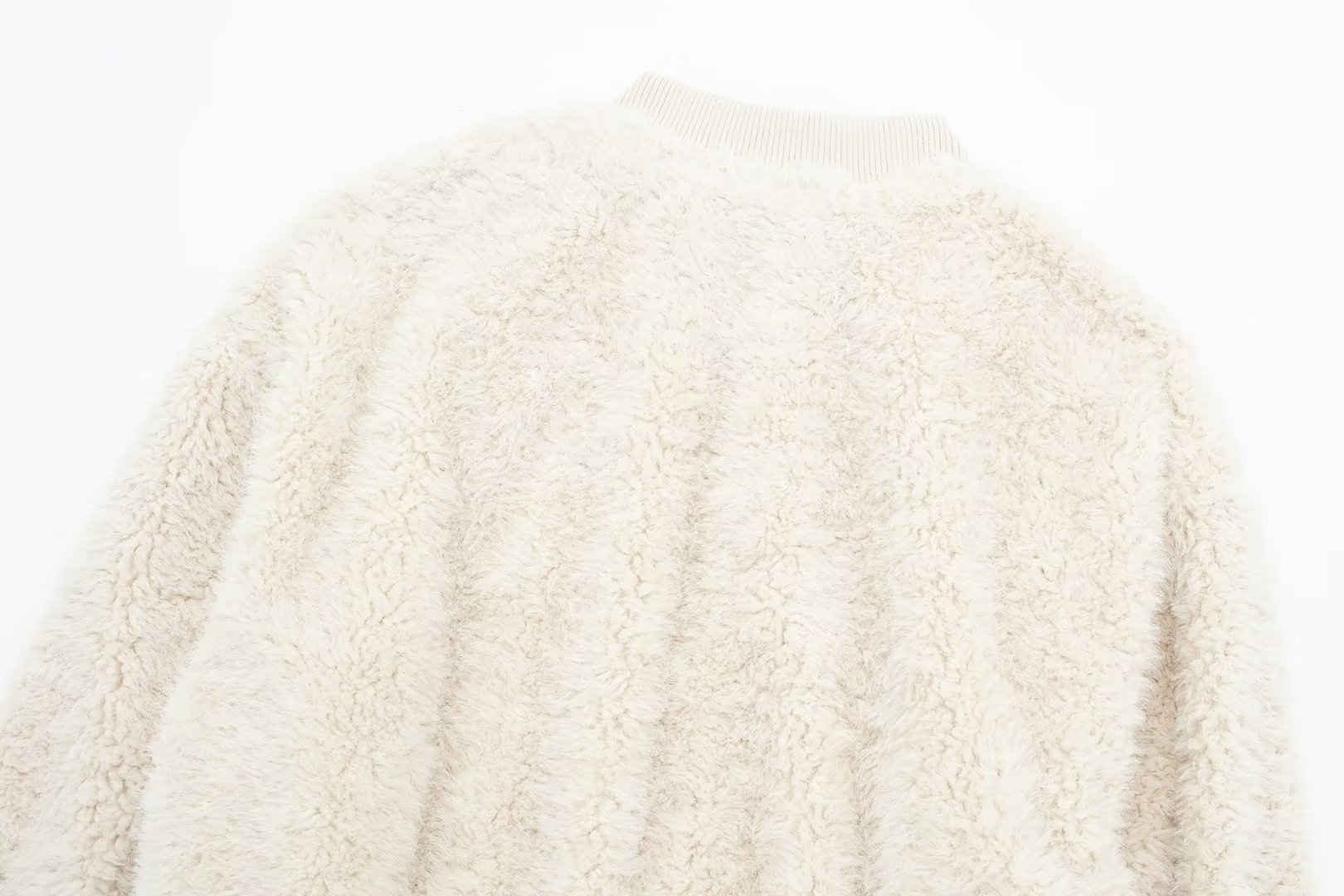 Women's clothing 2023 autumn new artificial fur effect short jacket_voghion.com