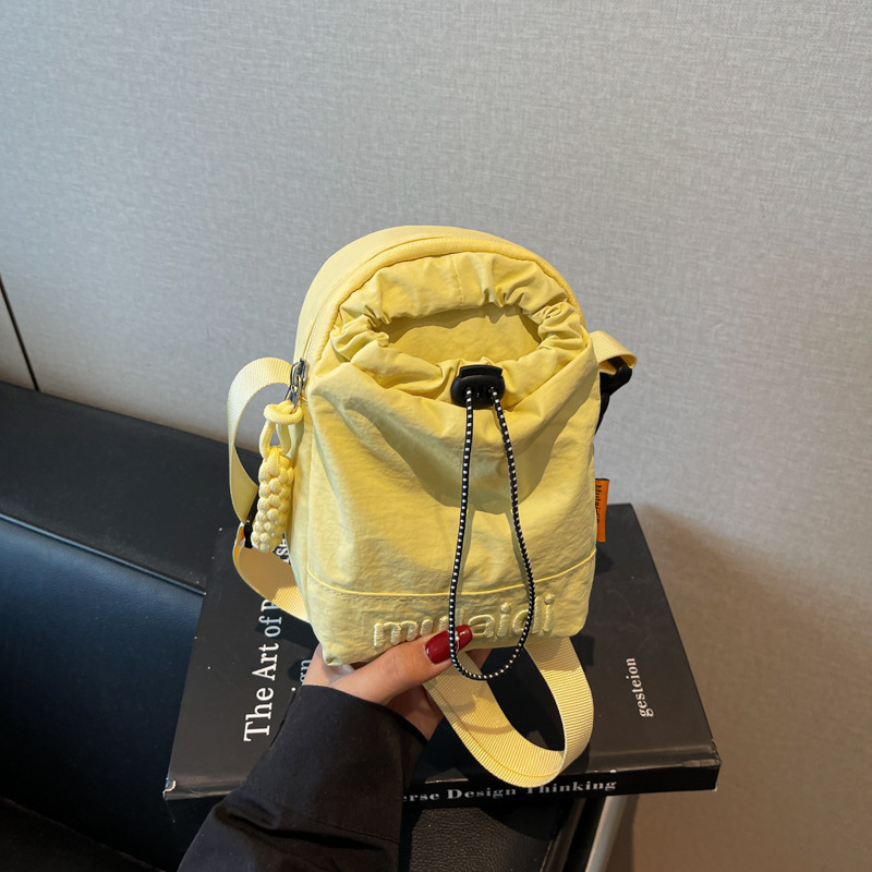 가볍고 튼튼한 어깨 크로스 바디 백 여성 올 매치 스포츠 드로스트링 작은 광장 가방 동전 지갑 야외 레저 주전자 작은 가방