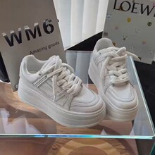 �W��վWM6ŮЬ26���r��ܛ�^��ţƤ�A�^ϵ�����e���ߺ��С�װ�Ь