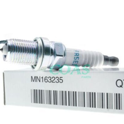 Cross-border Special Supply of High-quality Car Parts Iridium Gold Spark Plug MN 163235 for Engine Spark Plug