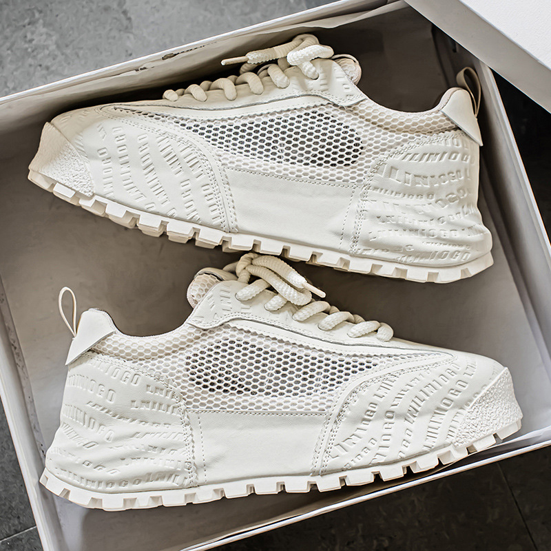 Zapatos de hombre de estación europea, malla de verano, zapatos de red huecos transpirables, zapatos deportivos para correr casuales, zapatos de moda de papá blanco pequeño de suela gruesa