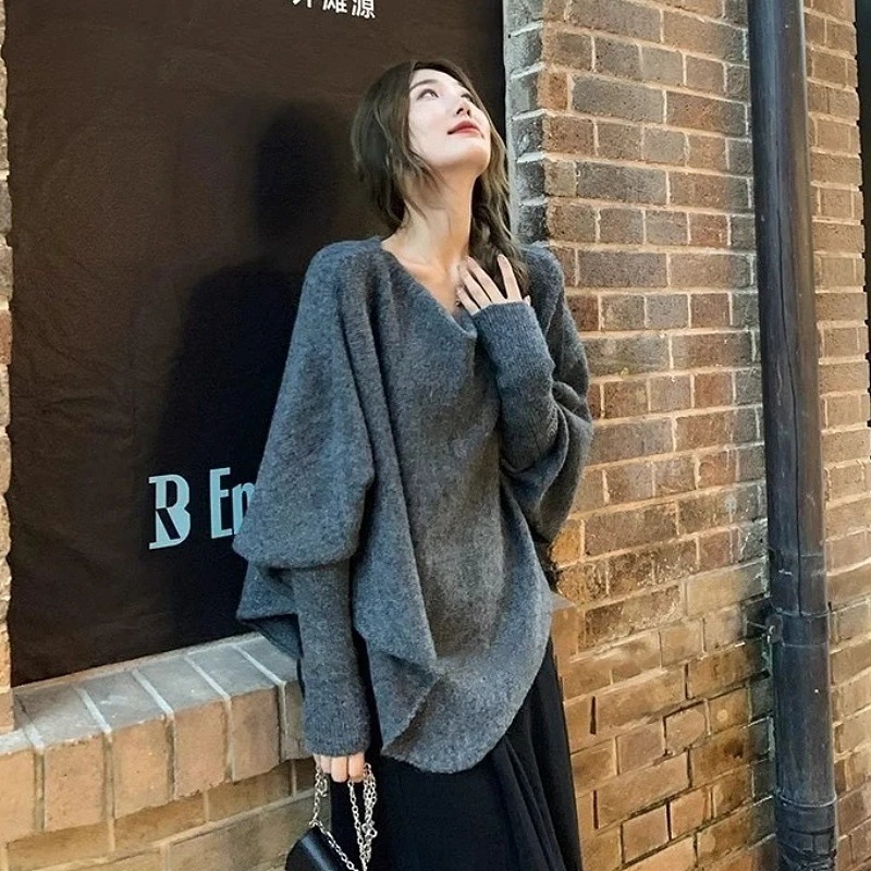 慵懒风V领针织衫毛衣外套2025春秋新款不规则设计感蝙蝠袖女上衣|undefined