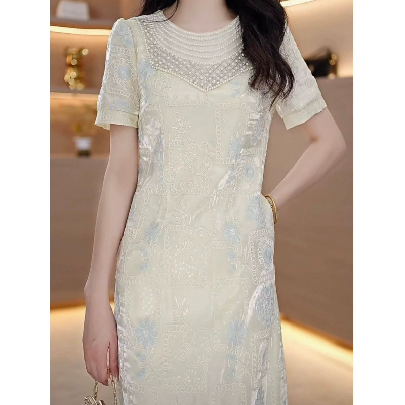 Элегантное и благородное платье из ледяного бамбукового шелка премиум-класса, летнее платье 2025 года с короткими рукавами, закрывающее талию и живот, для деловых женщин.