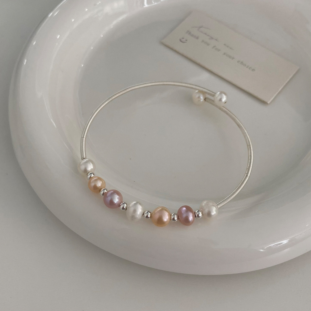 Freshwater Pearl, Copper Material Solid Color Pattern Solid Color Freshwater Pearl Copper Basic Bangle