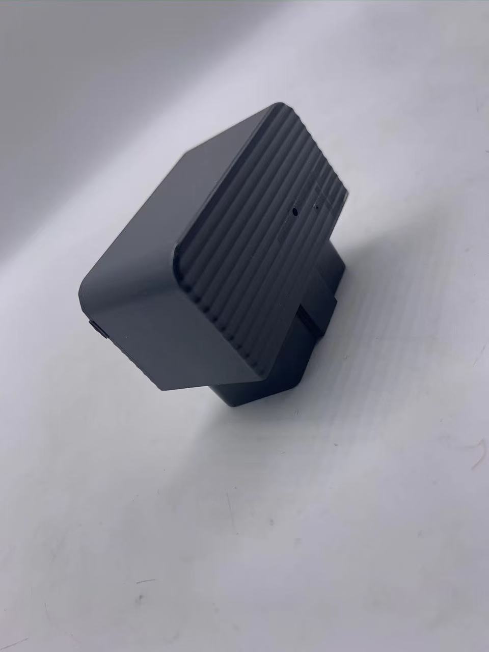 Car-Mounted Universal Plug-And-Play 4g Obd Sensor Locator with High-Precision Gps and Obd Diagnostic Module