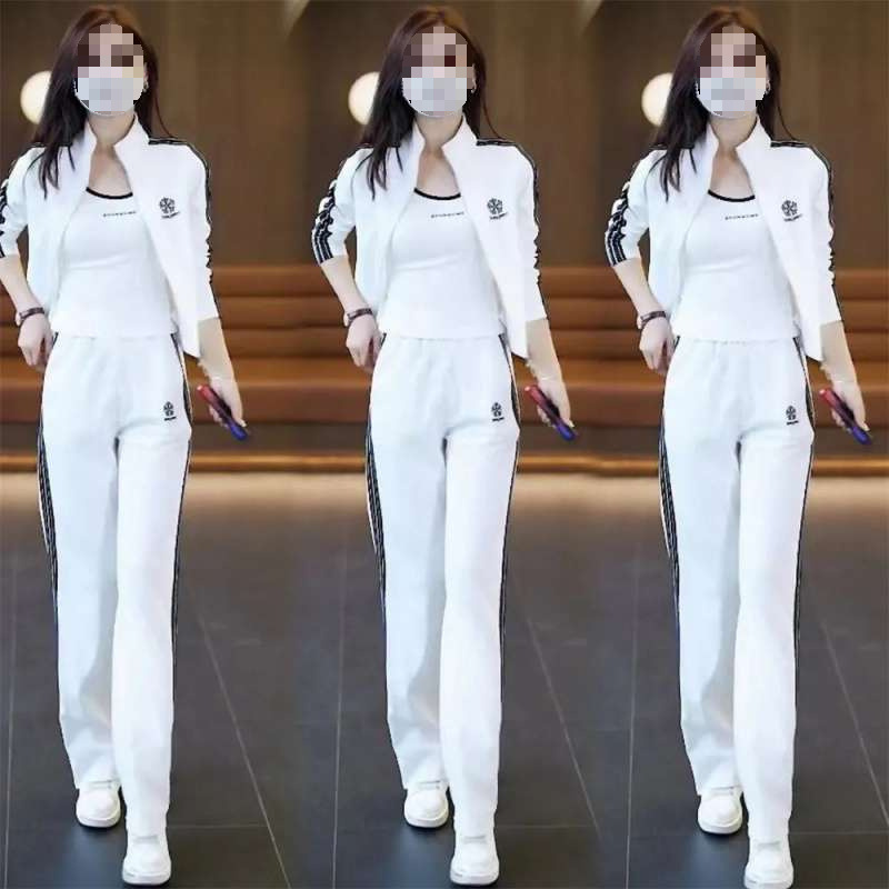 Casual Sportswear Suit for Women 2026 Spring and Autumn New Fashion Age-Reducing Versatile Stylish Wide-Leg Pants Three-Piece Set