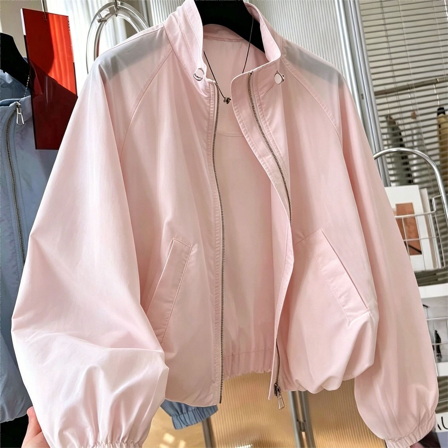 Stand-up collar, thin, versatile, Korean style, super new women's summer coat, beautiful, casual, lightweight, sun-protective, short style.