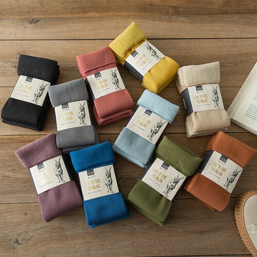 Zhuji autumn and winter velvet warm snow socks for women mid-calf confinement socks pile socks for women solid color velvet thickening wholesale