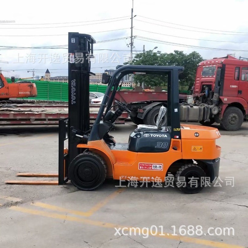 供应3吨5吨丰田叉车 7FD30 3吨丰田叉车 二手丰田叉车 TOYOTA