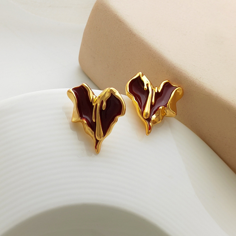 Simple Style Heart Shape Copper Plating Earrings 1 Pair