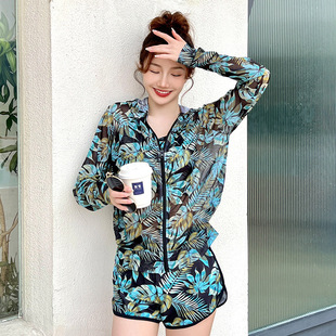 Women's Swimsuit Three-Piece Split Cover-Up Long-Sleeved Sun Protection 2025 New Swimsuit Wholesale Belly-Covering Slimming Look Hot Spring Conservative