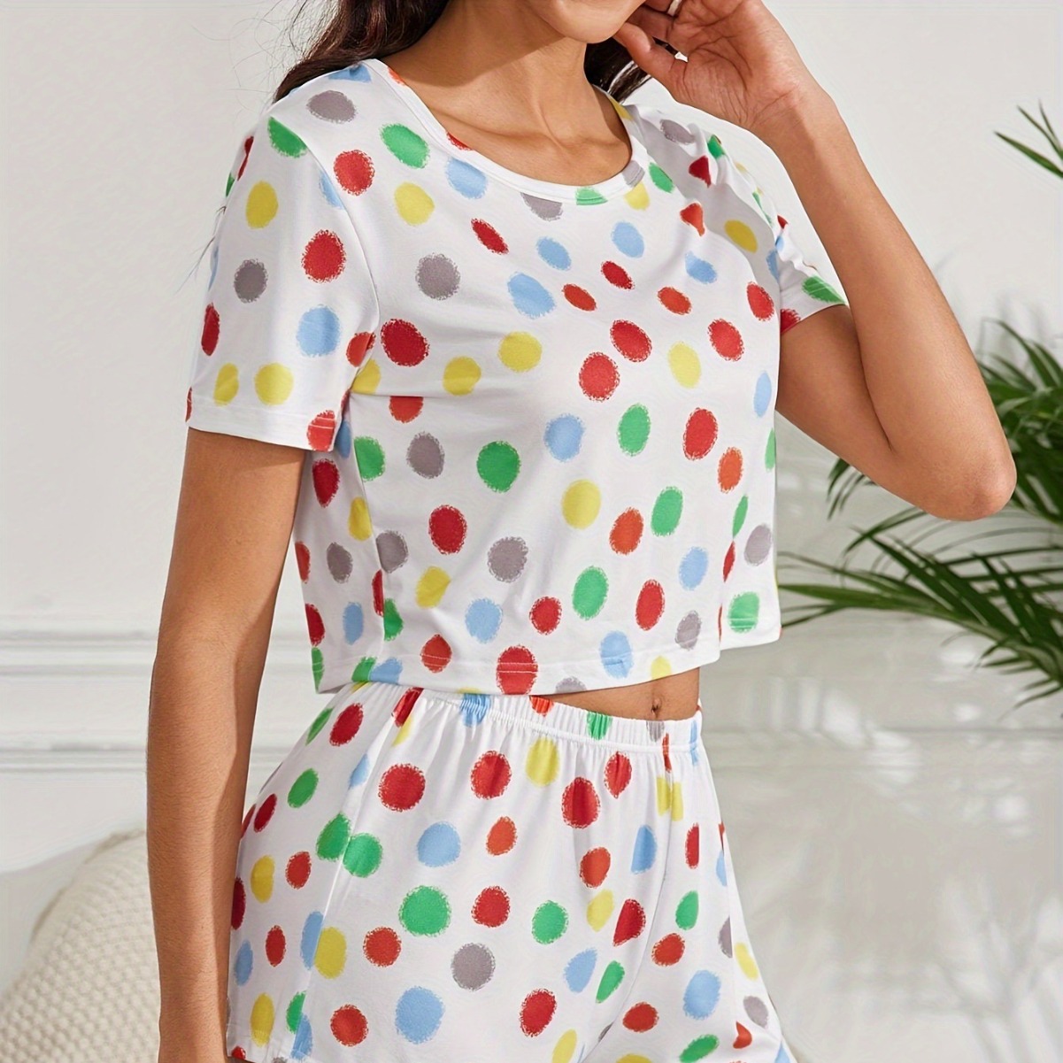 Nuevo pijama de lunares de manga corta de color transfronterizo Traje de servicio a domicilio informal de verano Pantalones cortos de mujer Moda de Amazon