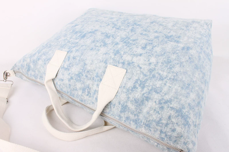 Модная джинсовая вместительная дорожная сумка, organizer bag для путешествий, спортивная сумка, индивидуальная пошивка, со снежинками