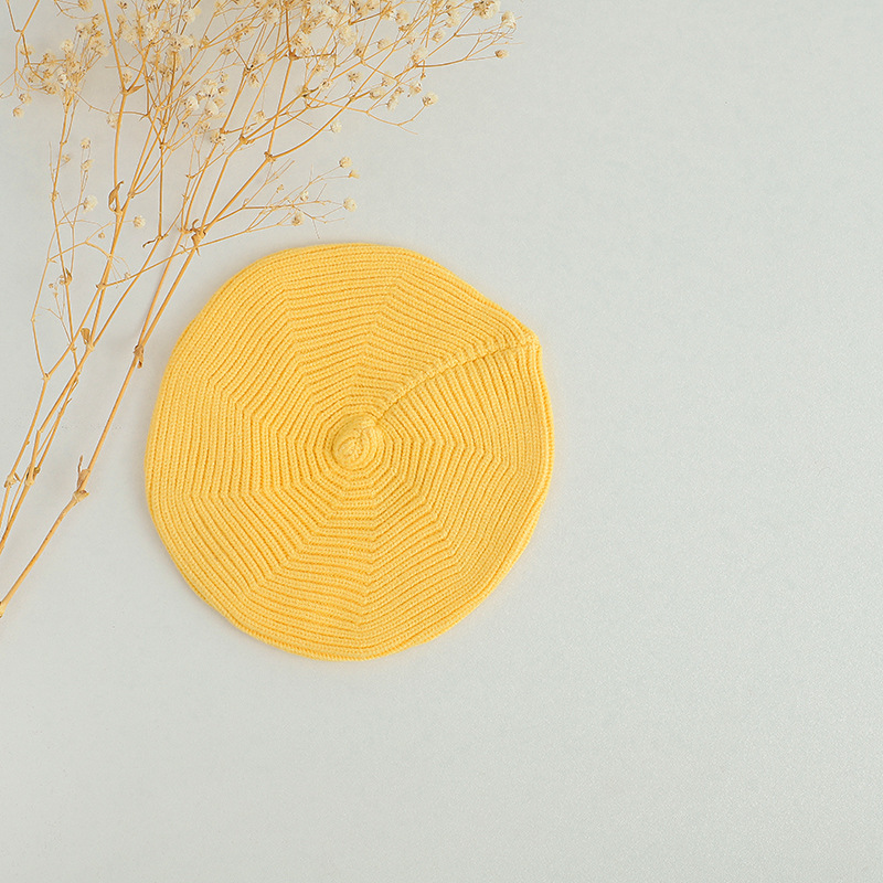 45-50cm 약 6 개월-4 세-탄성-노란색 물결 모양의 니트 베레모