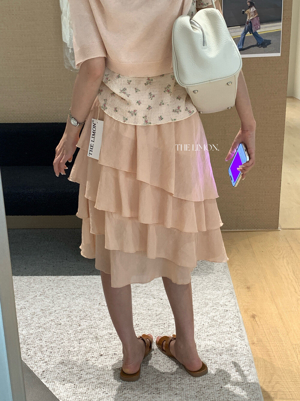 Chân váy midi xếp ly tầng bất đối xứng chất liệu Tencel — màu trắng, Bột cam, màu xám chi tiết 11