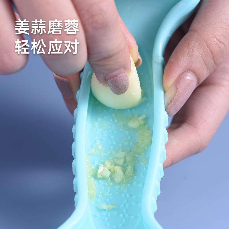 Wholesale creative double-head grater stainless steel paring knife home kitchen multi-functional fruit grater ginger garlic grater