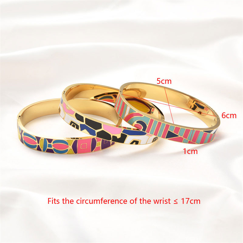 Color Block Pattern Women's Gender PVD Coated Real Gold Plated 18K Gold Color Block Stainless Steel IG Style Waterproof Non Tarnish Titanium Steel Bangle
