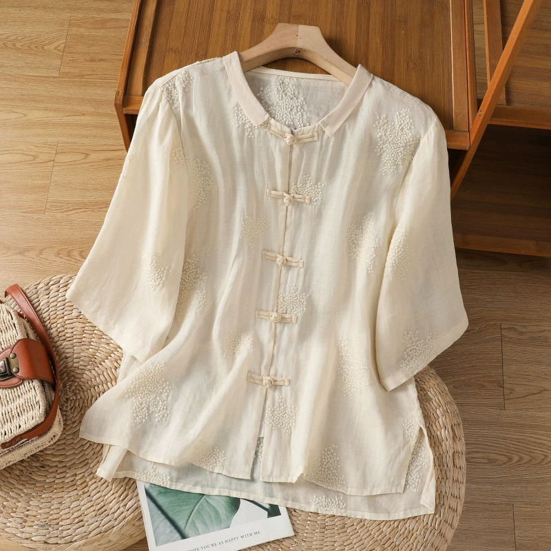 Летняя новинка 2025 года: женская рубашка в ретро-стиле с улучшенной художественной вышивкой, свободного кроя, с рукавом три четверти, в китайском стиле.