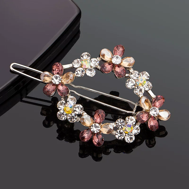Small fresh hairgrip, bangs flower-shaped