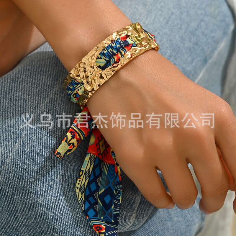 French Retro Colorful Silk Scarf Bracelet Pleated Gold Narrow Version Thin Bracelet Female Personalized Exotic Ribbon Bracelet