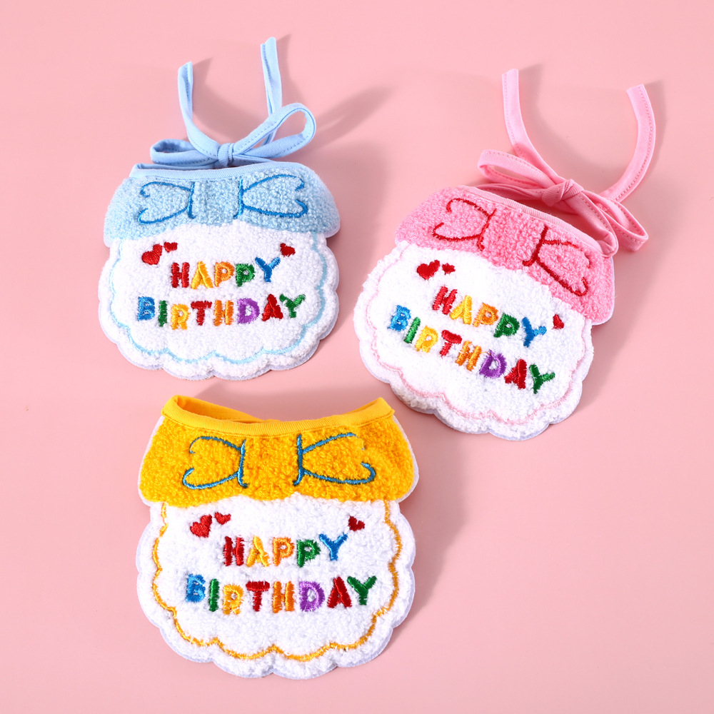 Mascota gato perro bordado Feliz cumpleaños accesorios arco babero peluche dibujos animados lindo babero