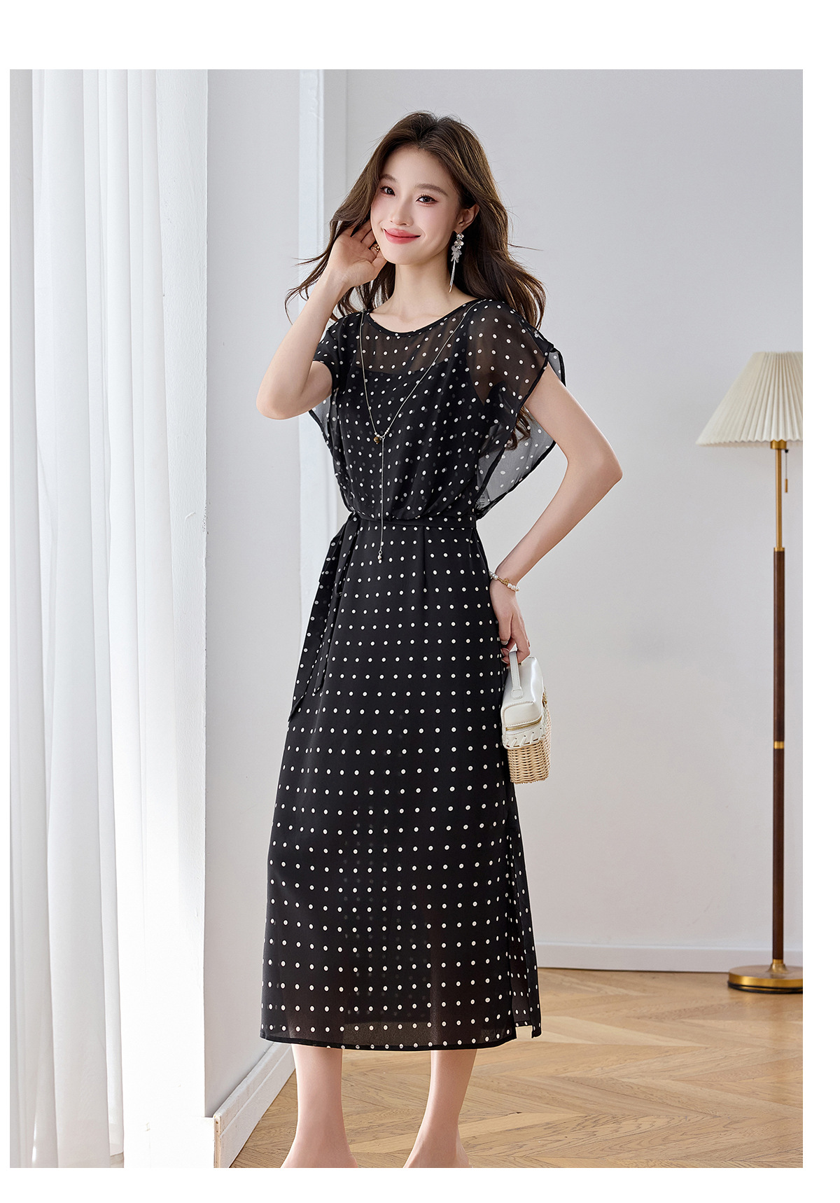 Đầm maxi nữ thắt eo thiết kế tân cổ điển cao cấp — màu đen, Chấm tròn chi tiết 9