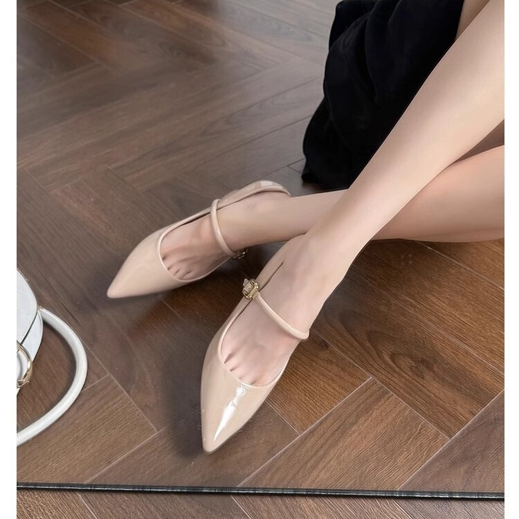 French-Style Shallow Leather Shoes for Women, 2026 Spring and Autumn Nude Color Pointed Toe Soft Patent Leather Buckle Elegant Single Shoes