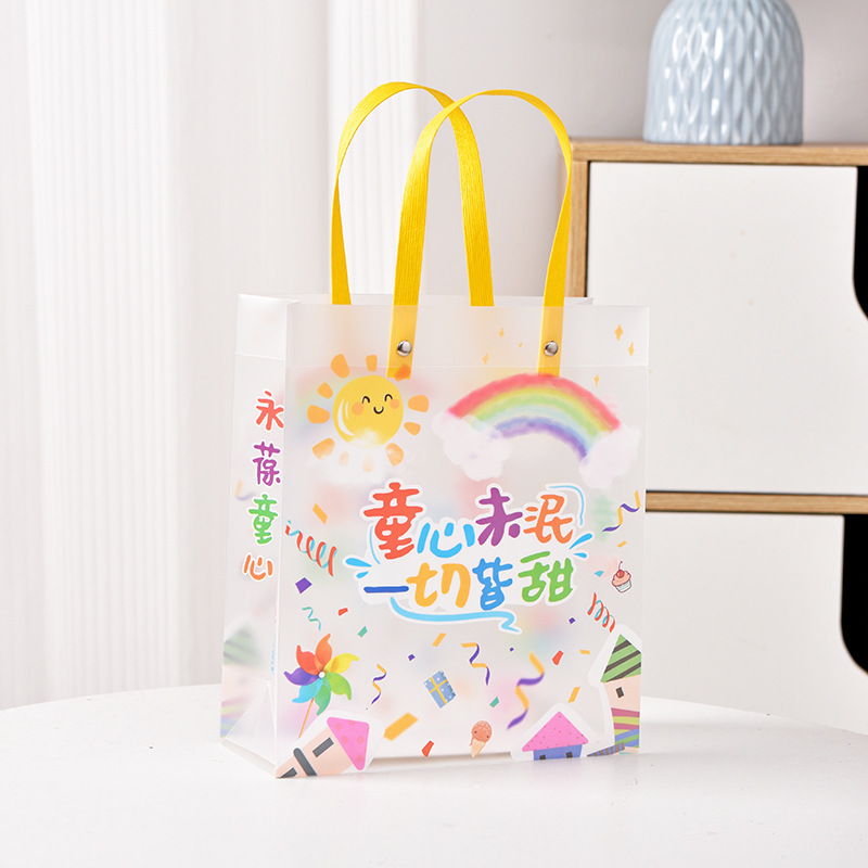 Bolsa de regalo de graduación, bolsa transparente de PP, bolsa de regalo de cumpleaños para el jardín de infantes, bolsa de regalo para quienes figuran en el listado de honor, la inocencia infantil preservada.