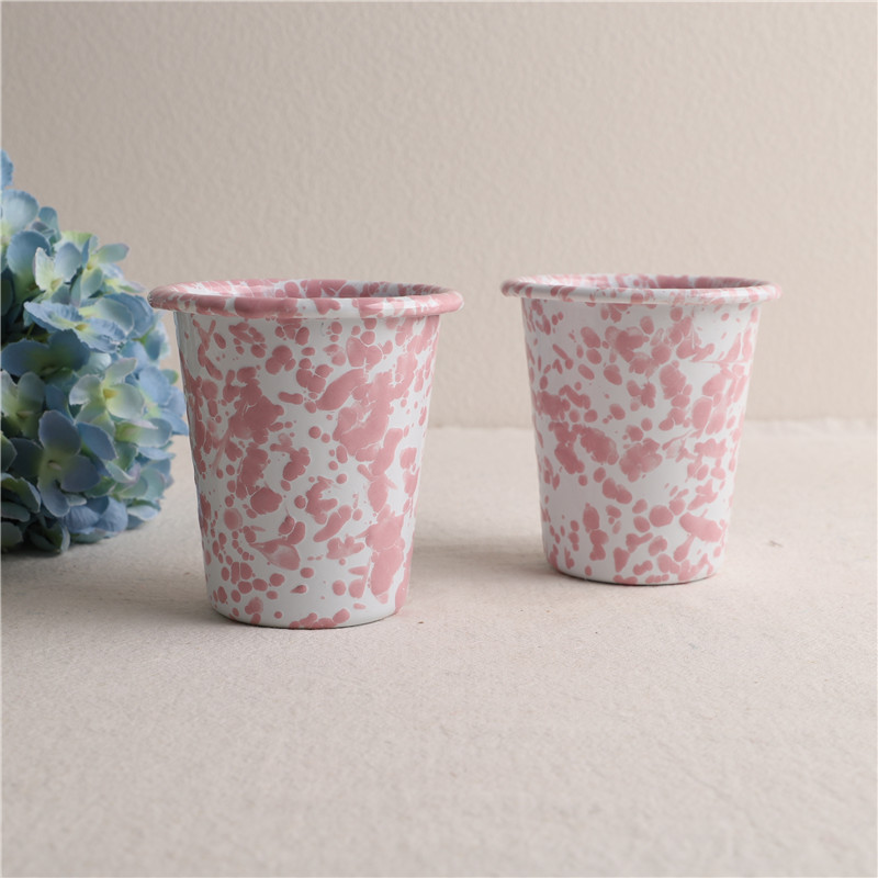 Impression exportée en Corée Tasse portable en émail à pois roses pour café, bain de bouche, jus et dessert_voghion.com