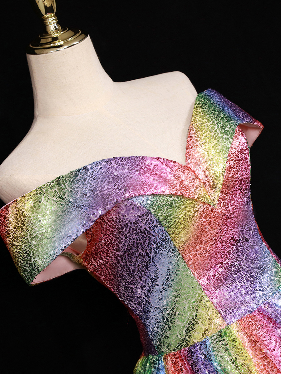 Damenbekleidung Braut verträumtes buntes Paillettenball-Performance-Kostüm mit einer Schulter Hochzeitskleid_voghion.com