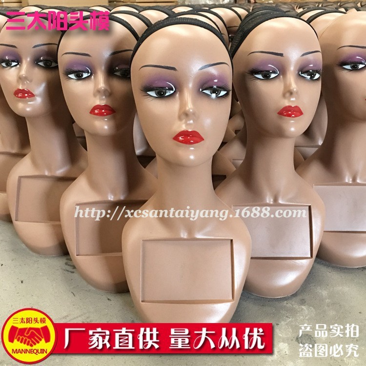 三太陽の頭のモデルの偽の頭のモデルは欧米の偽の人の頭の半身の頭のモデルの特の頭のかつらの両肩のモデルの頭を展示します。|undefined