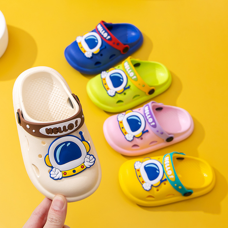 ins Spaceman Cute Cartoon Children's Sandals and Slippers Indoor and Outer Wear Shoes Wholesale