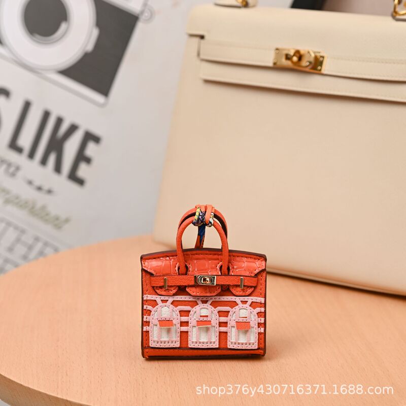 Mini Platinum Bag Small House Hanging Cute Creative Pendant Small Window Car Key Hanging Headset Bag Coin Purse