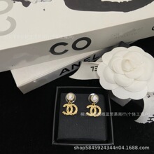 小香家对版字母双C26p菱格纹晶钻耳钉女轻奢高级感耳吊女饰品批发