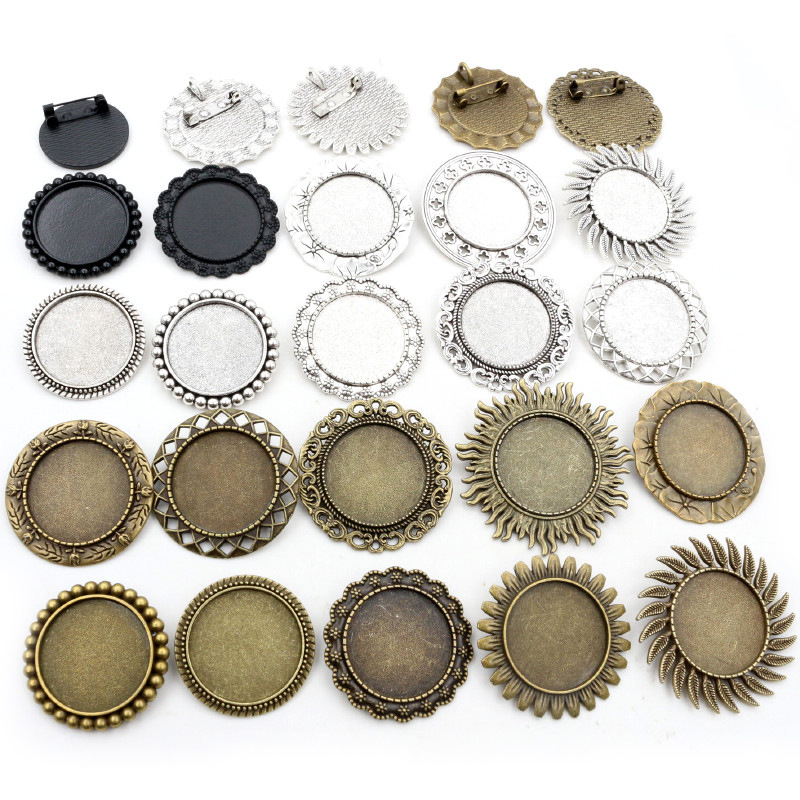 Brooch