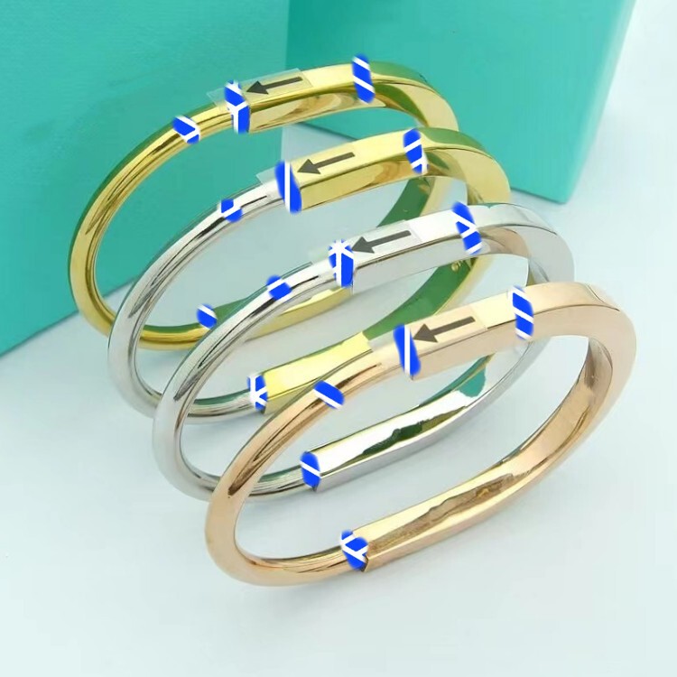 T's Horseshoe-Shaped Titanium Steel Bracelet Titanium Steel Rose Gold Bracelet Bracelet Jewelry Wholesale Titanium Plated Rose Gold