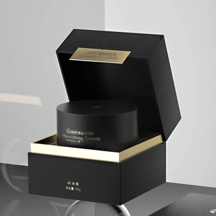 �o�wƷ���b�ж�����˪�Y�������w���b�о��A��˪Ӳ���ж���ӡlogo