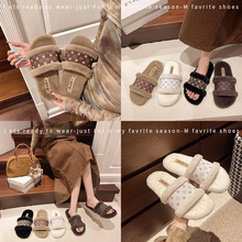 С���L�߼��н���Ƥ���OӋƽ�׷����r�аٴ�INS�L�⴩ëë��ЬŮ