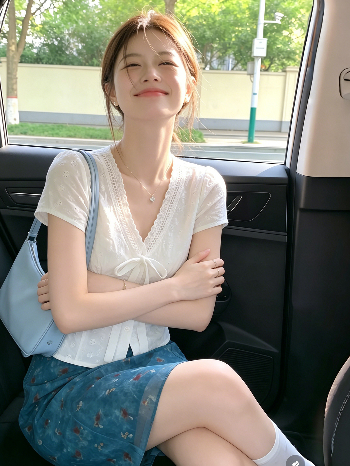 Áo sơ mi nữ dài tay phong cách cổ điển Pháp, thiết kế thắt lưng eo, tôn dáng thon gọn — Trang chủ