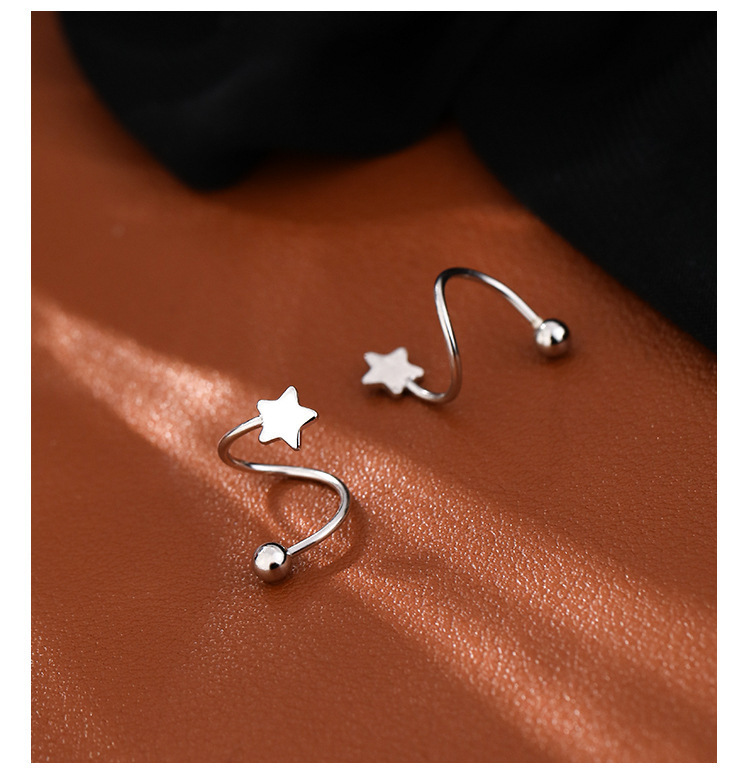 Fashion Simple Style Star Heart Shape Copper Heart Plating Metal Gold Plated Silver Plated Women's Earrings display picture 2