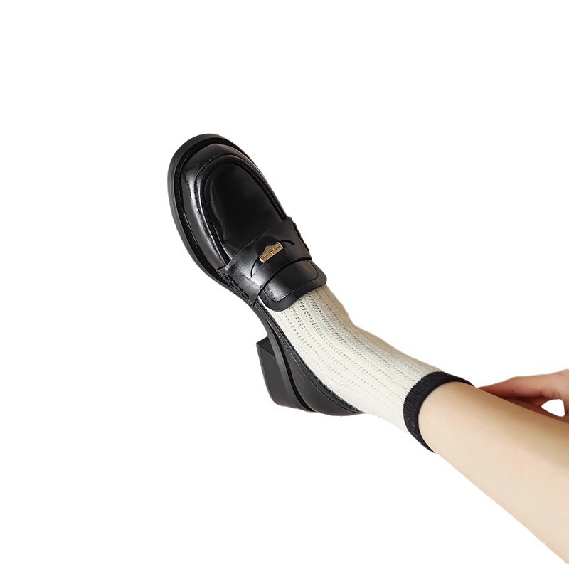 Xinyuda~柔らかくて柔らかい!とても履きやすいです!レトロブラウンゴールドコインラウンドトゥミッドヒールシングルシューズ小さな革靴レディースローファー