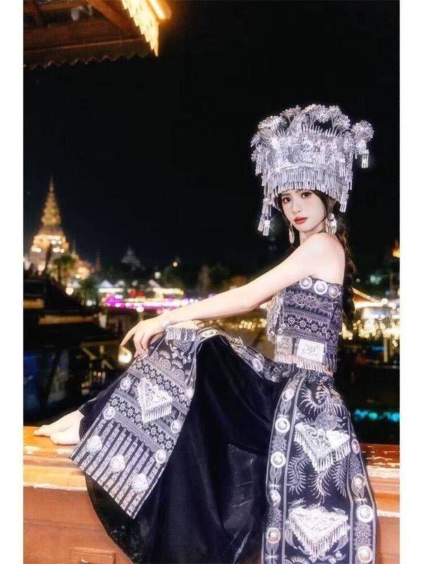 新款异域风情西双版纳苗疆少女民族凤凰古城网红旅拍写真摄影服装|undefined
