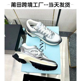 ����Ь�羳23C�y�Ǵ���С���L�n���ϵ�Ь��ЬŮ������H��וr��.