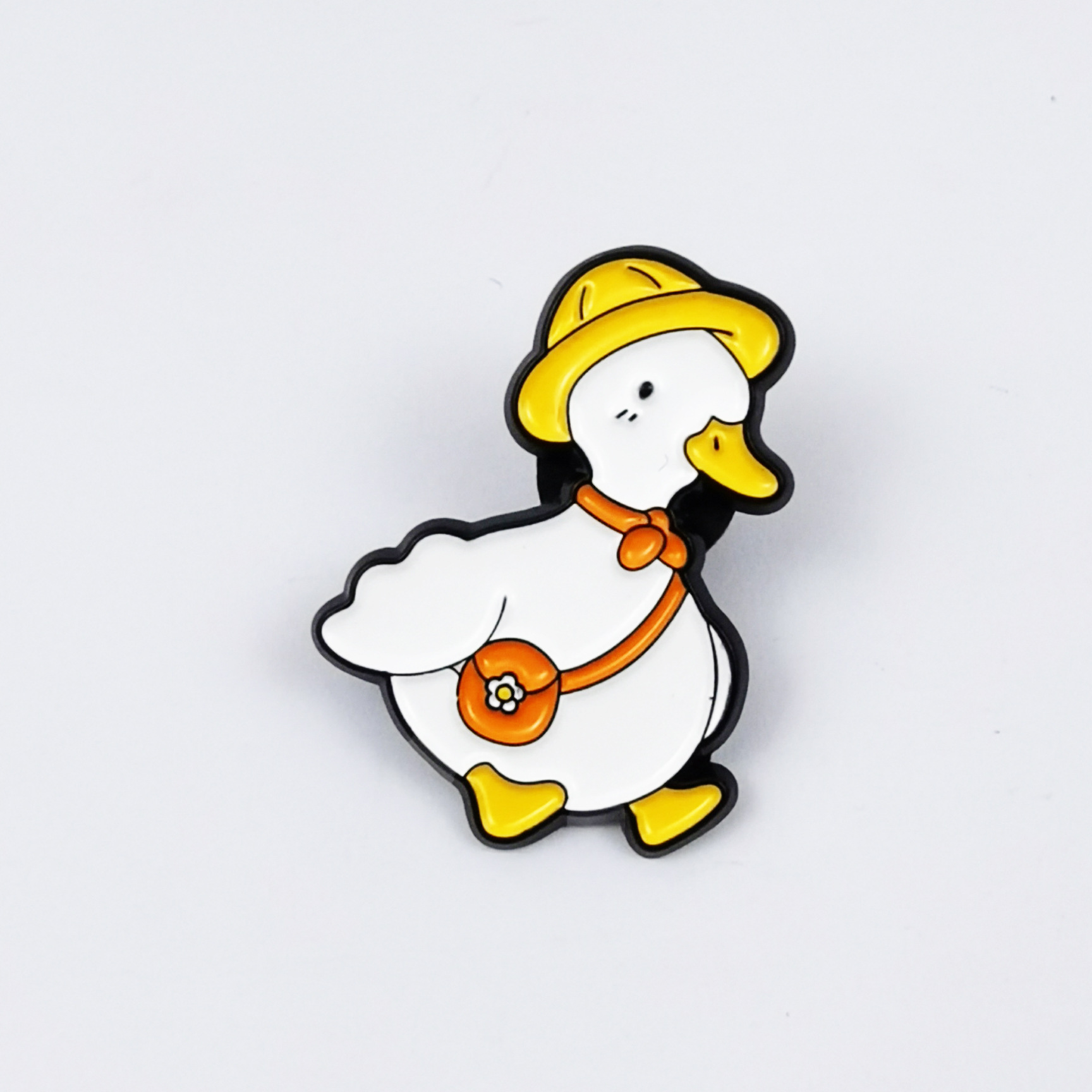 Broche con forma de pato amarillo frito fresco transfronterizo, bolso de pareja de dibujos animados lindo, accesorios fijos, pines de placa de aleación image 14