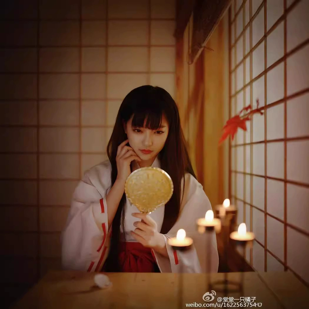 Оптовая продажа анимации Moon Hua Night COS ткань ведьма COS одежда Yuehua Ye одежда точка