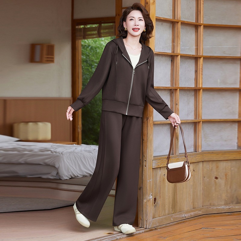 妈妈装秋装宽松运动服套装2025新款洋气中老年女装时尚休闲两件套|undefined