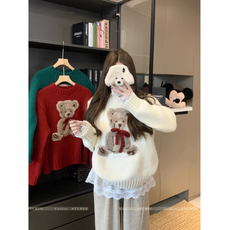Christmas Atmosphere Cute Bear Long-Sleeved Knitted Sweater 2025 Winter New Style Loose and Chic Top for Women