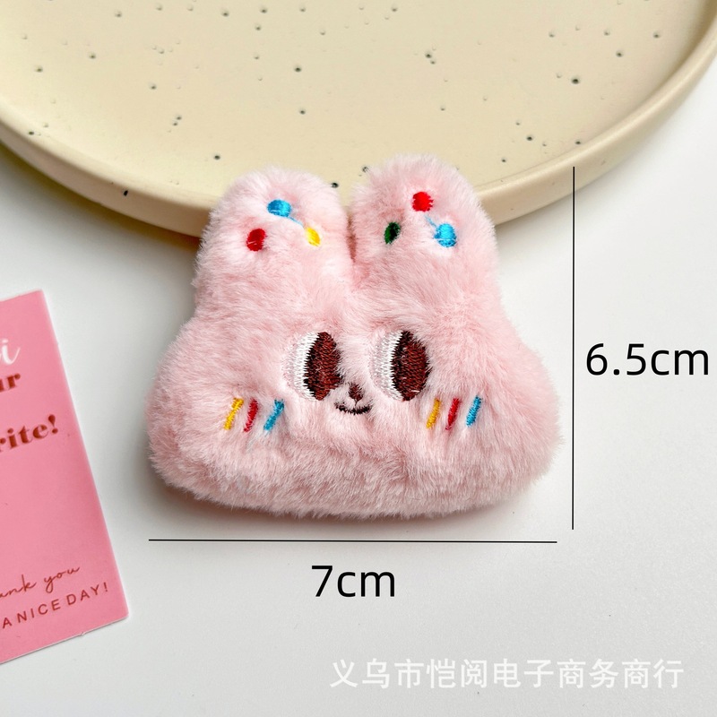 新商品の個性的な猫のぬいぐるみが可愛いです。|undefined